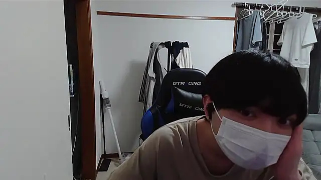 Snapshot of pychan chatting on 5, 4, 2026 pychan online show from 5, 4, 2026