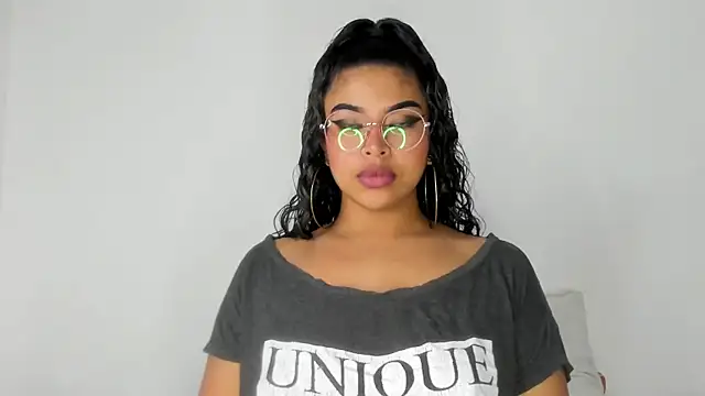 Snapshot of moana_taylor chatting on 18, 2, 2025 moana taylor online show from 18, 2, 2025