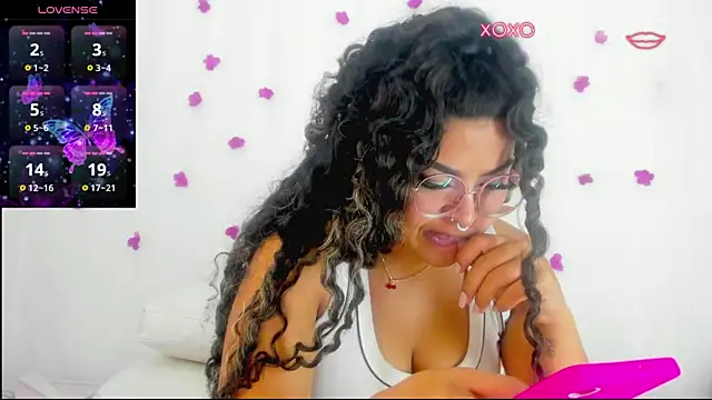 moana taylor online show from 28, 9, 2025