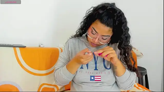 moana taylor online show from 1, 5, 2026