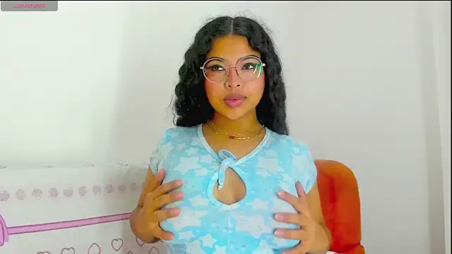 moana taylor online show from 17, 5, 2026