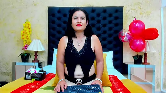 SaraBernarrd online show from 7, 2, 2025