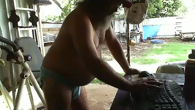 Snapshot of herbie010666 chatting on 6, 12, 2024 herbie010666 online show from 6, 12, 2024