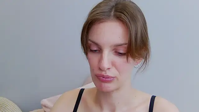 Snapshot of Beauty_Alex chatting on 28, 1, 2025 Beauty Alex online show from 28, 1, 2025