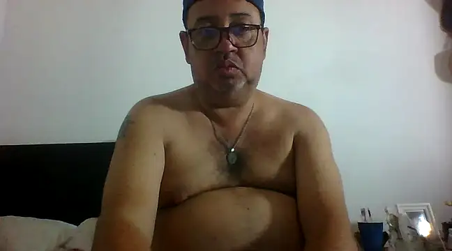 Snapshot of djtomxxx2777 chatting on 7, 2, 2025 djtomxxx2777 online show from 7, 2, 2025