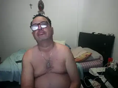 Snapshot of djtomxxx2777 chatting on 27, 2, 2025 djtomxxx2777 online show from 27, 2, 2025