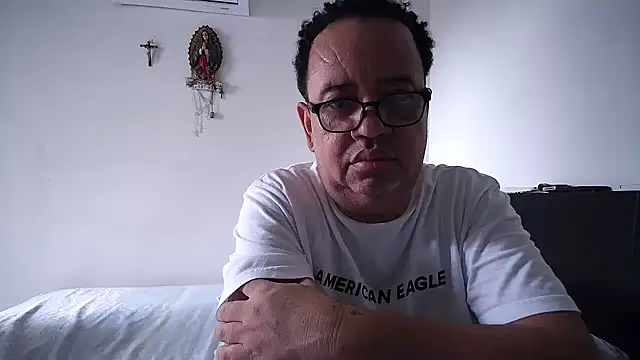 Snapshot of djtomxxx2777 chatting on 27, 10, 2025 djtomxxx2777 online show from 27, 10, 2025