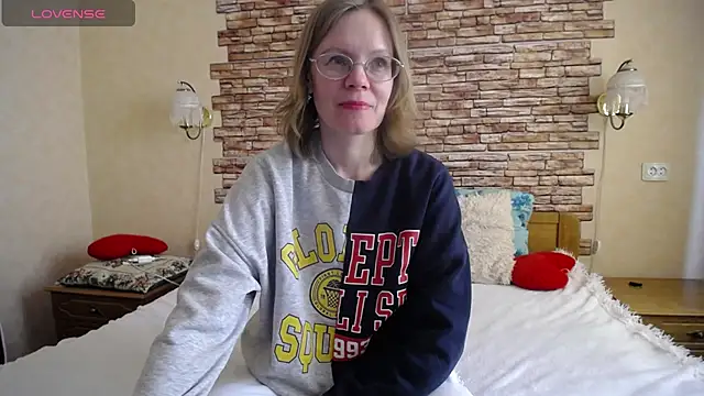 BlondyBabySweet online show from 3, 5, 2026