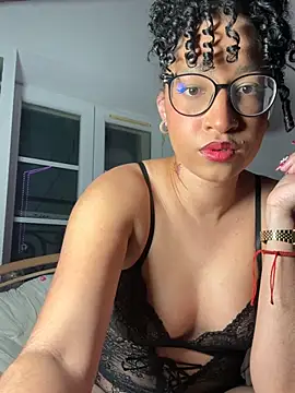 Snapshot of Lauyako chatting on 11, 2, 2026 Lauyako online show from 11, 2, 2026