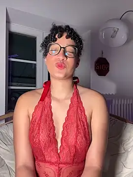 Snapshot of Lauyako chatting on 15, 2, 2026 Lauyako online show from 15, 2, 2026