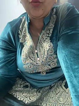 Snapshot of Preet_Kaur_69 chatting on 17, 12, 2024 Preet Kaur 69 online show from 17, 12, 2024