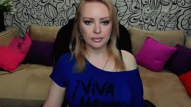Hotdreamhere online show from 10, 5, 2026