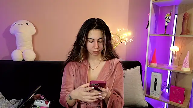 Snapshot of lilly_sweett chatting on 21, 4, 2026 lilly sweett online show from 21, 4, 2026