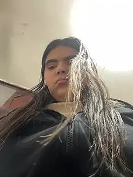 Lia sexx online show from 1, 2, 2025