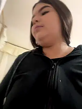 Snapshot of Lia_sexx chatting on 29, 11, 2025 Lia sexx online show from 29, 11, 2025