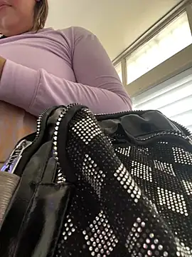 Snapshot of Lia_sexx chatting on 2, 3, 2026 Lia sexx online show from 2, 3, 2026