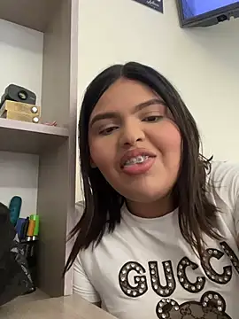 Lia sexx online show from 13, 5, 2026