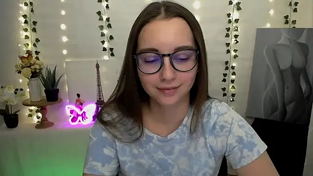 Snapshot of SweetPrincess_ chatting on 9, 12, 2024 SweetPrincess online show from 9, 12, 2024