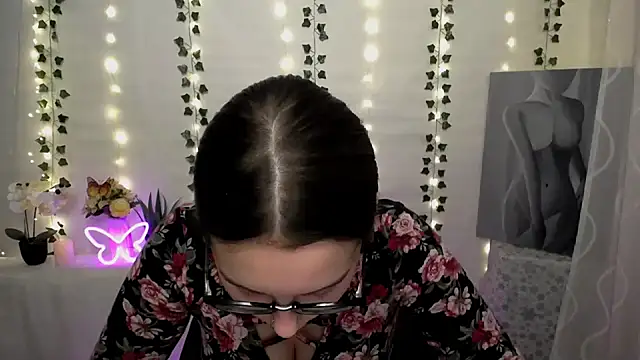 Snapshot of SweetPrincess_ chatting on 17, 1, 2025 SweetPrincess online show from 17, 1, 2025