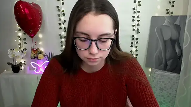 Snapshot of SweetPrincess_ chatting on 18, 2, 2025 SweetPrincess online show from 18, 2, 2025