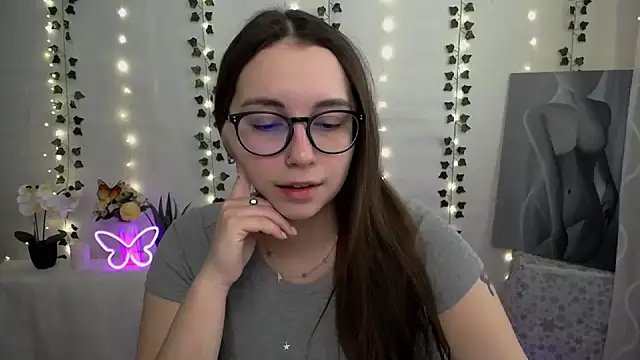 Snapshot of SweetPrincess_ chatting on 25, 2, 2025 SweetPrincess online show from 25, 2, 2025