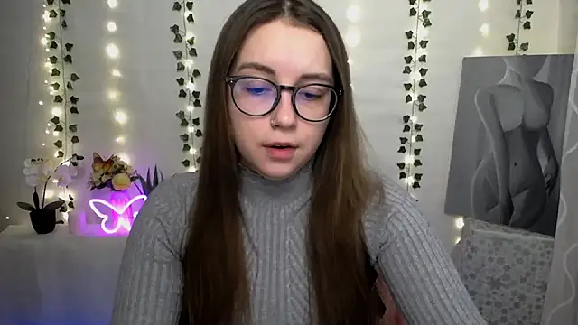 Snapshot of SweetPrincess_ chatting on 3, 3, 2025 SweetPrincess online show from 3, 3, 2025