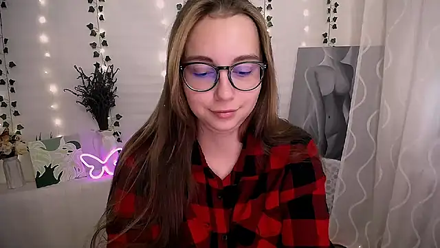 Snapshot of SweetPrincess_ chatting on 10, 9, 2025 SweetPrincess online show from 10, 9, 2025