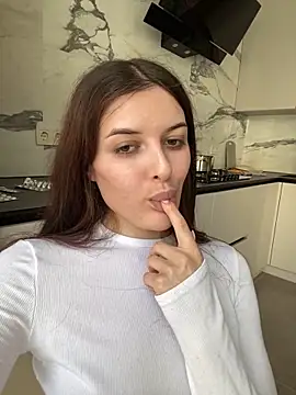 little belucci online show from 22, 3, 2025