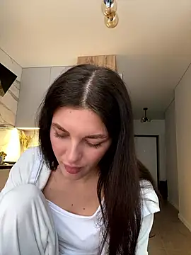 Snapshot of little_belucci chatting on 12, 1, 2026 little belucci online show from 12, 1, 2026