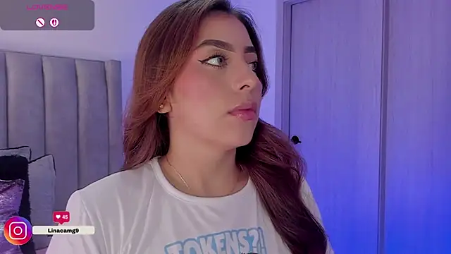 Snapshot of MaddyyLennon chatting on 12, 4, 2026 MaddyyLennon online show from 12, 4, 2026