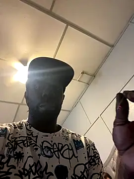 Snapshot of Bigdickbandit205 chatting on 19, 9, 2025 Bigdickbandit205 online show from 19, 9, 2025