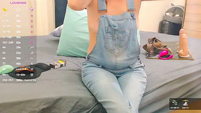 Snapshot of crazywoman34 chatting on 6, 2, 2025 crazywoman34 online show from 6, 2, 2025