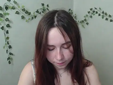 Snapshot of VeryVeryVeryShy_ chatting on 27, 3, 2026 VeryVeryVeryShy online show from 27, 3, 2026