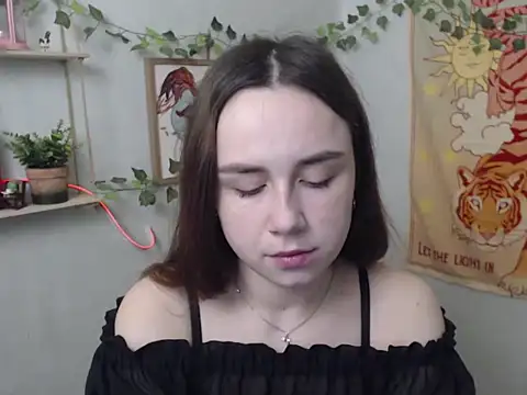 VeryVeryVeryShy  online show from 29, 4, 2026