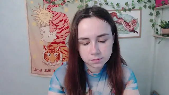 VeryVeryVeryShy  online show from 15, 5, 2026