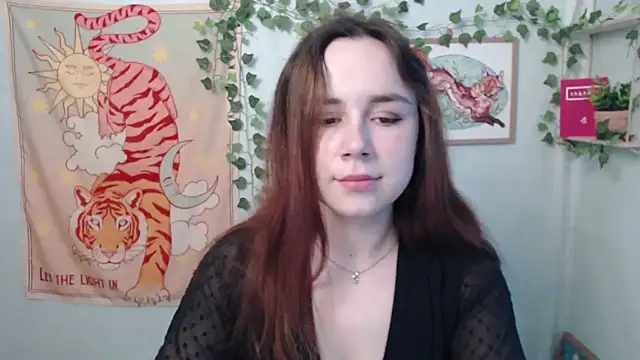 Snapshot of VeryVeryVeryShy_ chatting on 9, 6, 2026 VeryVeryVeryShy online show from 9, 6, 2026