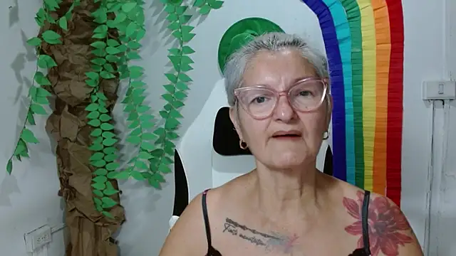 Snapshot of bety-cum2 chatting on 11, 3, 2026 bety-cum2 online show from 11, 3, 2026