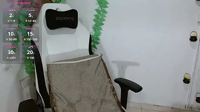 Snapshot of bety-cum2 chatting on 2, 4, 2026 bety-cum2 online show from 2, 4, 2026