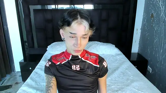 AndyWiilliams online show from 5, 12, 2024