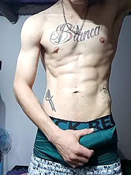 Snapshot of Alex012501 chatting on 8, 2, 2025 Alex012501 online show from 8, 2, 2025