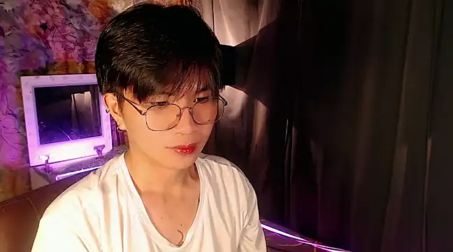 Sexy Handsome Drex online show from 28, 1, 2025