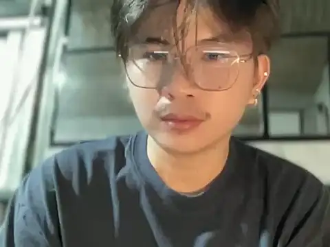 Snapshot of Sexy_Handsome_Drex chatting on 5, 3, 2026 Sexy Handsome Drex online show from 5, 3, 2026