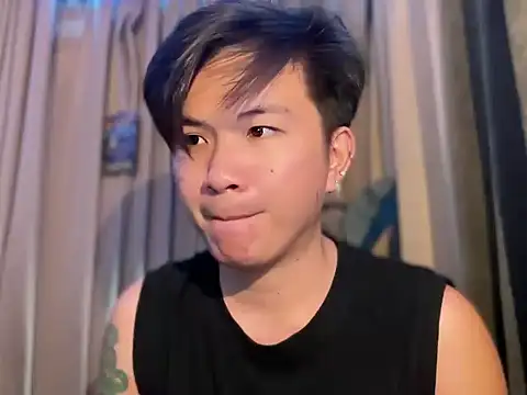 Snapshot of Sexy_Handsome_Drex chatting on 1, 4, 2026 Sexy Handsome Drex online show from 1, 4, 2026