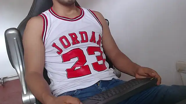 Snapshot of sexatlexx chatting on 12, 12, 2024 sexatlexx online show from 12, 12, 2024