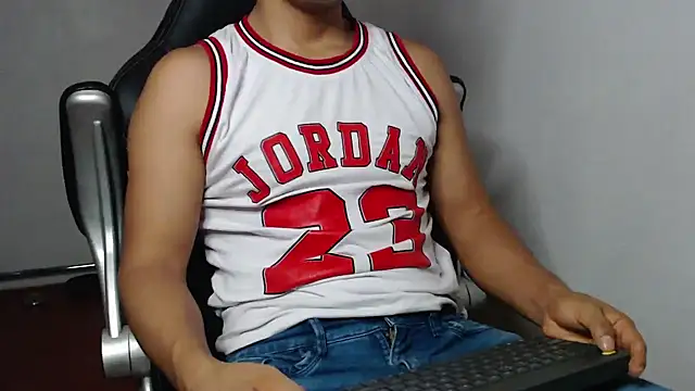 Snapshot of sexatlexx chatting on 14, 12, 2024 sexatlexx online show from 14, 12, 2024