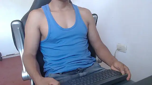 Snapshot of sexatlexx chatting on 14, 2, 2025 sexatlexx online show from 14, 2, 2025