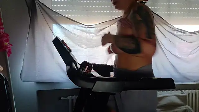 Snapshot of wetgerman_2 chatting on 5, 3, 2026 wetgerman 2 online show from 5, 3, 2026