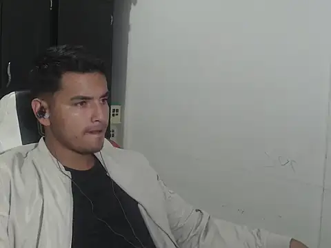 Snapshot of kylian_07 chatting on 13, 2, 2026 kylian 07 online show from 13, 2, 2026