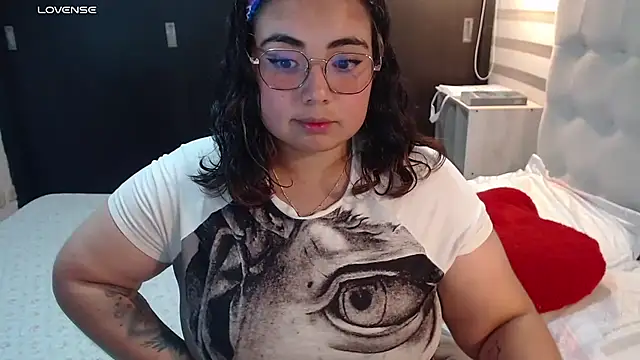 yini angel online show from 26, 6, 2026