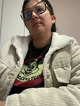 SWEETLILY18 online show from 16, 12, 2024